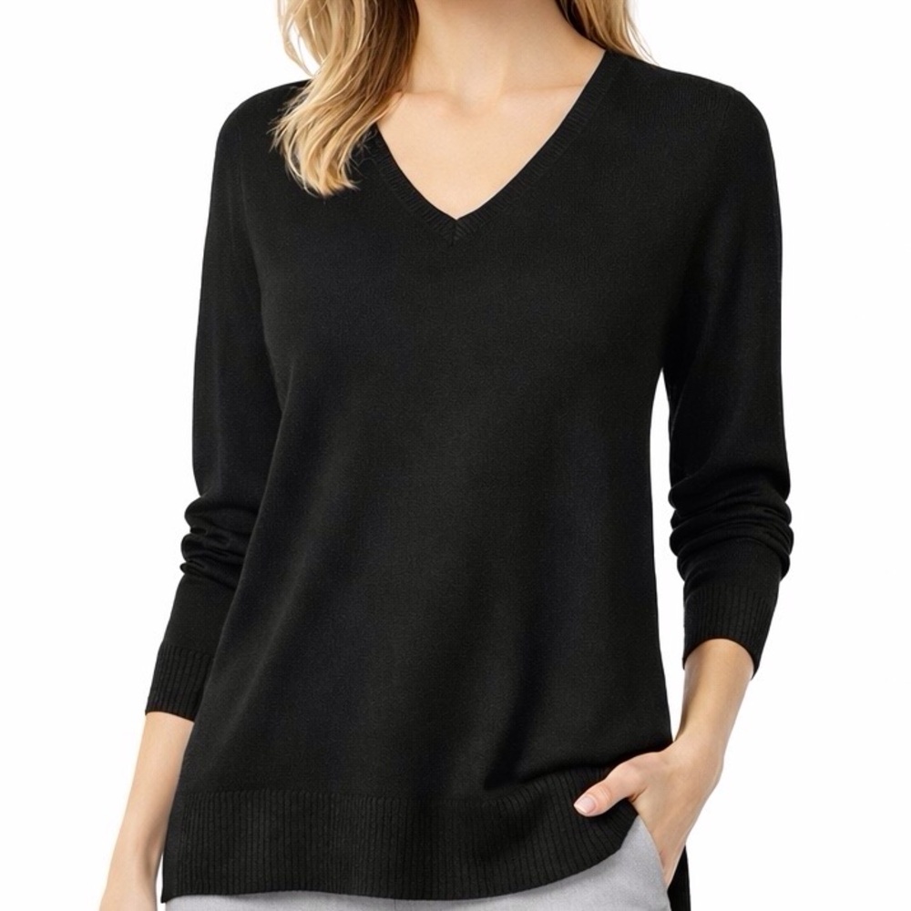 Lark & Ro Black V-Neck Sweater Small | Ribbed Trim | Workwear